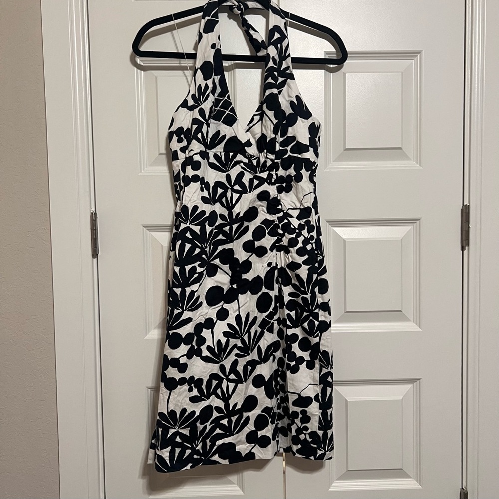 London Times Black and White Floral Backless Dress